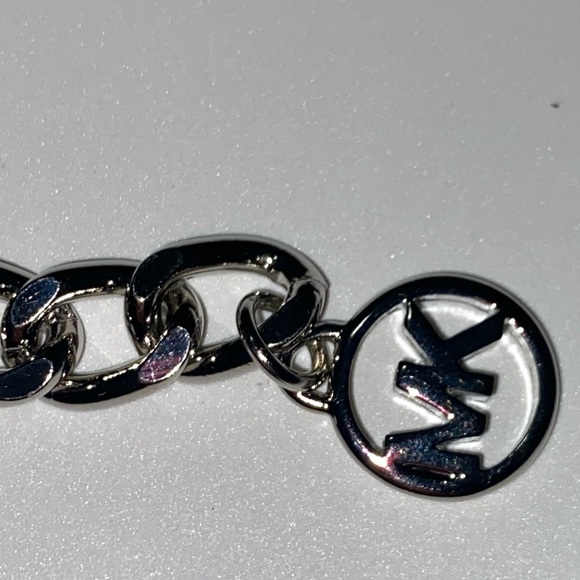 MICHAEL KORS Silver MK Logo Chain Belt - Picture 12 of 15